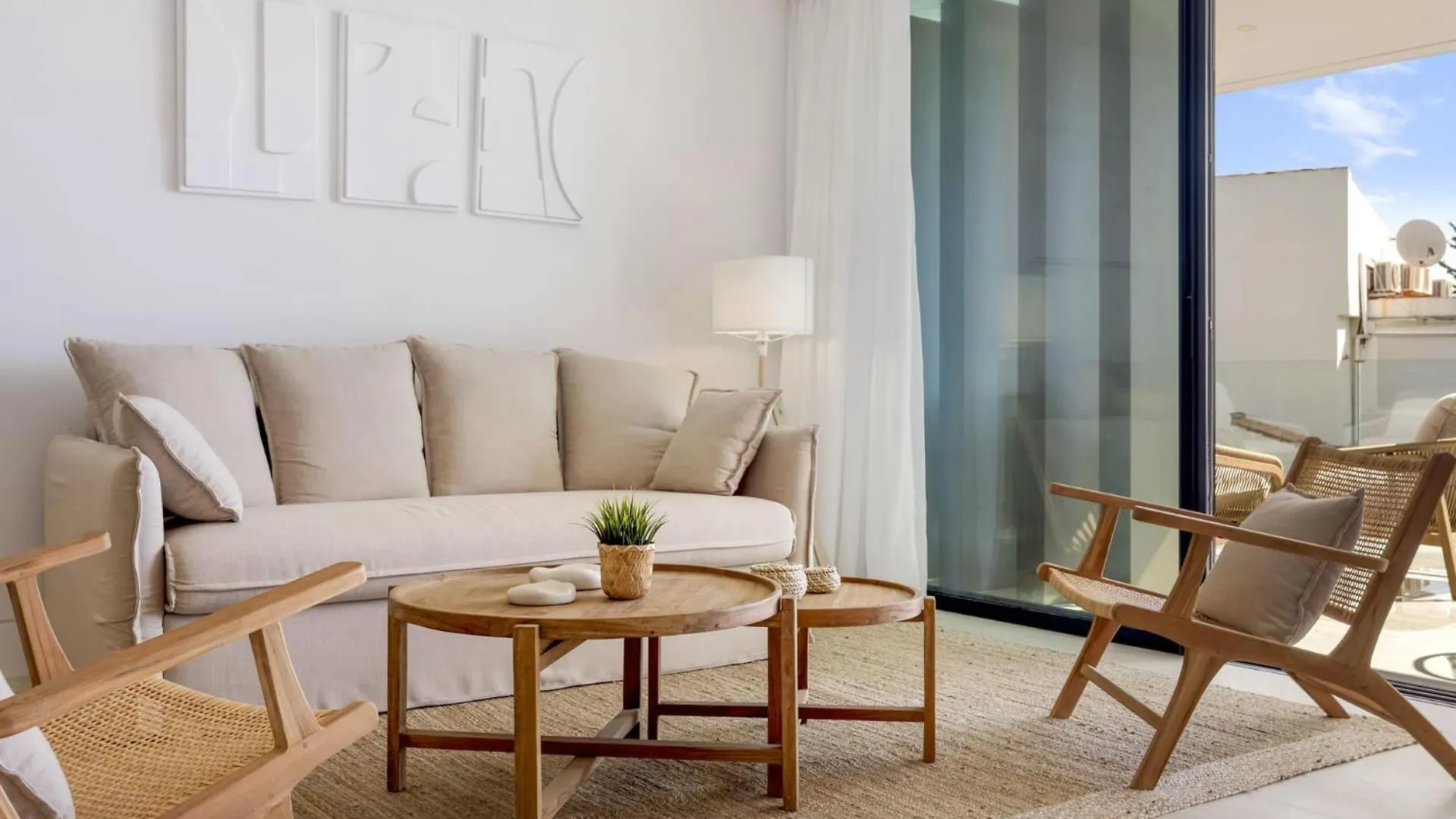 Vivi Homes - Sapphire Estepona Espanha