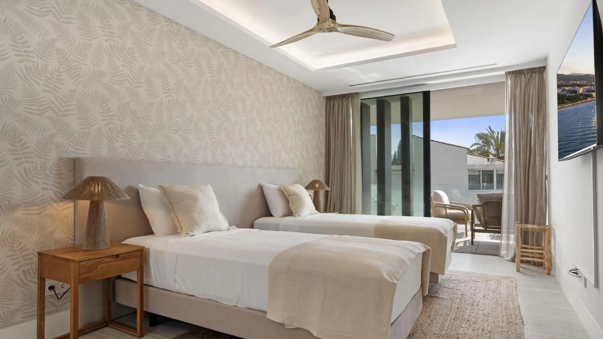 Vivi Homes - Sapphire Estepona 0*,  Espanha